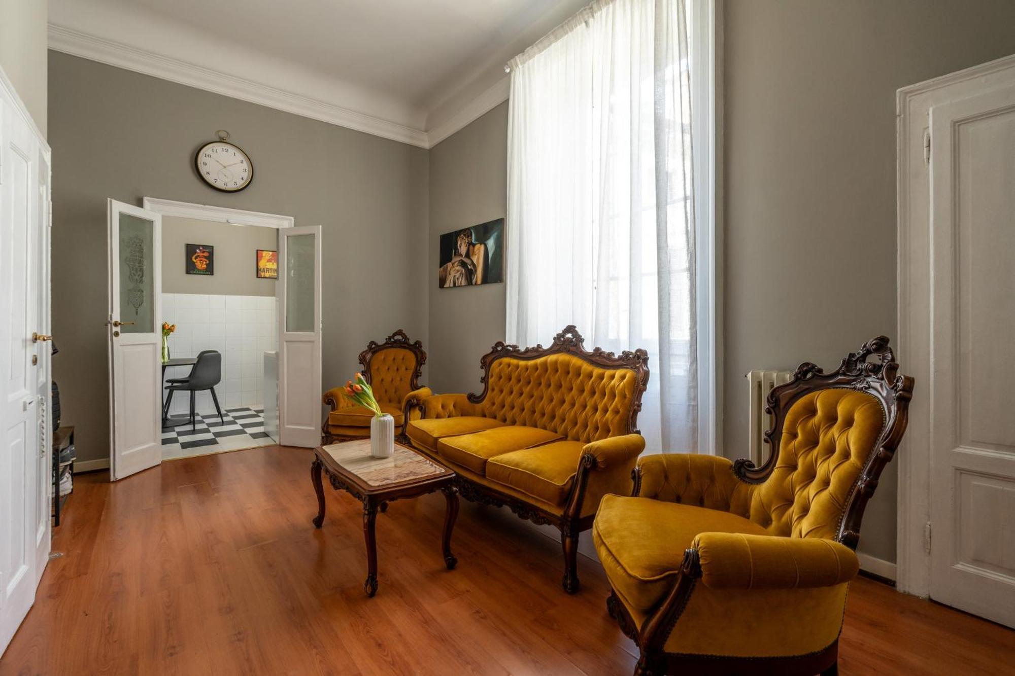 Nerino House, Elegante E Tranquillo Appartamento A 5 Minuti Dal Duomo Milan Exterior photo